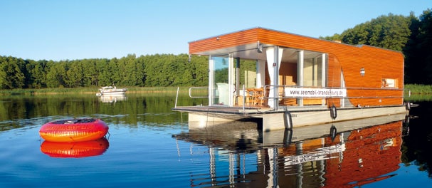 Unterwegs auf dem Seemobil in Brandenburg