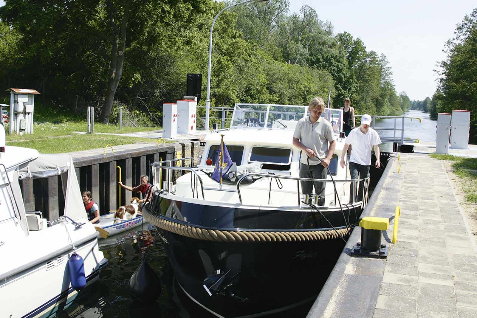 Boottour durch die Kleinseenplatte an Bord der Fafnir. © Magazin Seenland