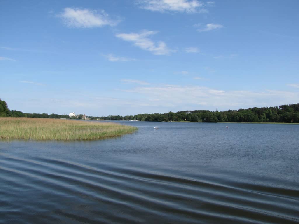 Blick über den Ellenbogensee in der Kleinseenplatte.